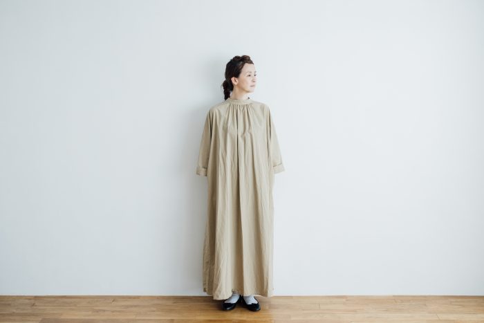 collaboration  one-piece 「eto」 beige 1