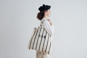 LETTERD BAG white×navy 1