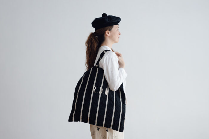 LETTERD BAG black×white 2