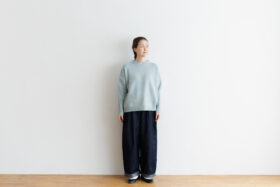 R 053 merino wool KNIT light blue 1