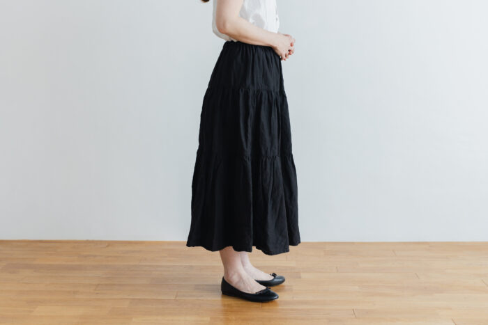 GARMENT DYE TIERD SKIRT black 2