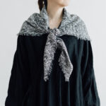 L.W.B/L GAUZE SHAWL black