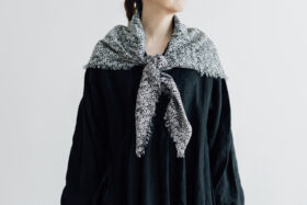 L.W.B/L GAUZE SHAWL black 1