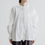 Embroidery Pintuck Blouse B.white