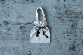 Embroidery Drawstring Bag L.gray 2