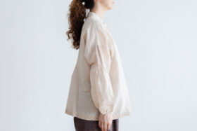 Embroidery Pintuck Blouse L.gray 2