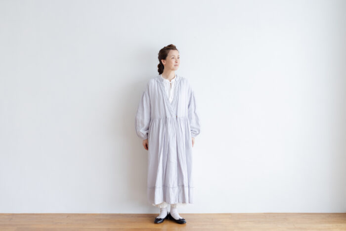 予約 R075 BONBON RACE LINEN ROBE  silver gray 1