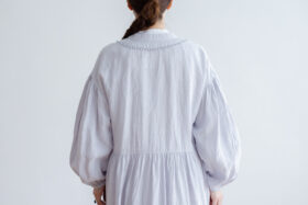 予約 R075 BONBON RACE LINEN ROBE  silver gray 3