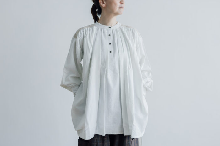 Embroidery Long Blouse B.white 1
