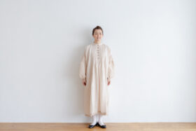 Embroidery Pintuck Dress L.gray 1