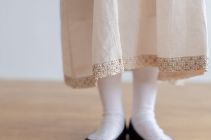 Embroidery Pintuck Dress L.gray 4