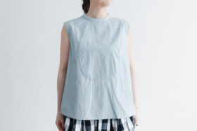 R088  SLEEVELLESS BLOUSE grayish blue 1