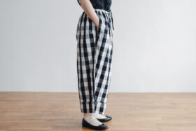 R096  GINGHAM BAKER WIDE PANTS black 2