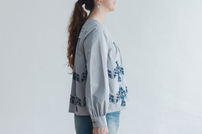 Ecru et pousse 限定 odyssey ブラウス gray 2