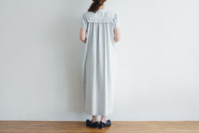 Ecru et pousse 限定 moon flower ワンピース light gray 3