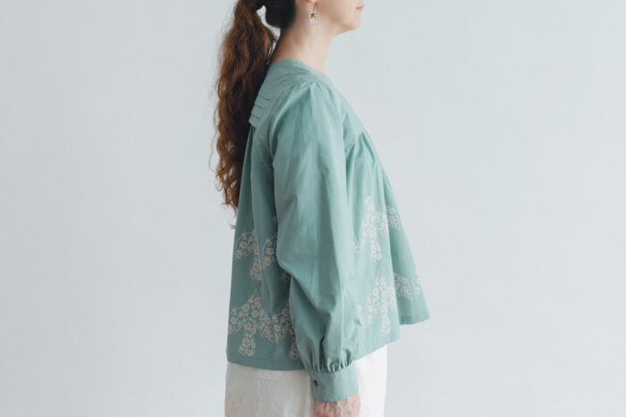 Ecru et pousse 限定 odyssey ブラウス green 2
