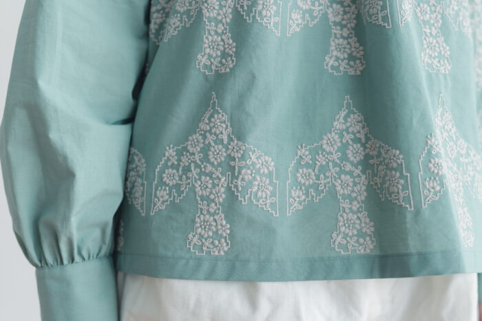 Ecru et pousse 限定 odyssey ブラウス green 4