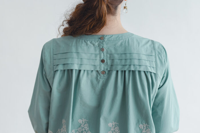 Ecru et pousse 限定 odyssey ブラウス green 5