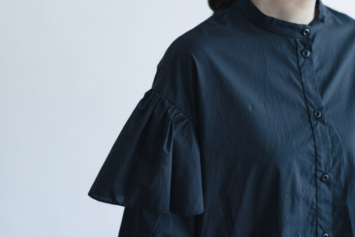 予約 R112 RUFFLE SLEEVE BLOUSE black 8月末-9月初 4