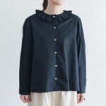 G767 RANDOM TUCK COLLAR BLOUSE black