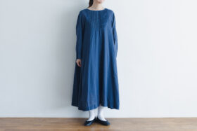 G756 AMISH DRESS antique navy 1