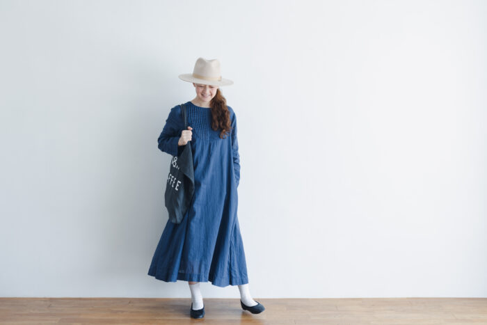 G756 AMISH DRESS antique navy 6