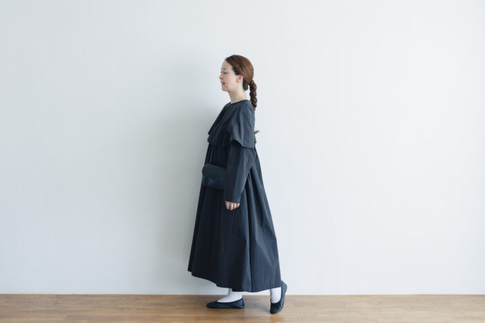 予約 R134 CAPE DRESS black 10月末-11月初 5