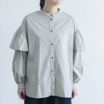 予約 R112 RUFFLE SLEEVE BLOUSE gray 8月末-9月初