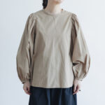 R114 BALLOON SLEEVE PULLOVER beige