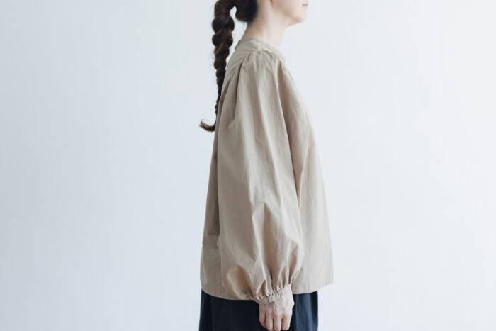 R114 BALLOON SLEEVE PULLOVER beige 2