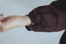 Pintuck Blouse D.brown 5