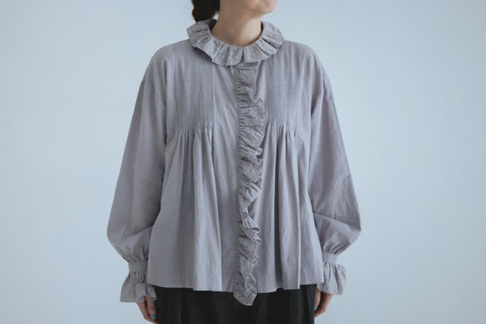 Embroidery Pintuck Blouse silver gray 1
