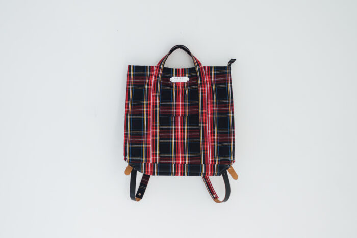 TARTAN CHECK DAY BAG (POUCH付き） 3