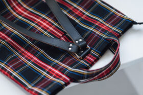 TARTAN CHECK DAY BAG (POUCH付き） 4