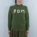 LETTERD SWEATER  Green