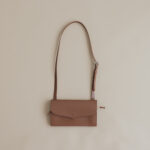 SHOULDER WALLET brown