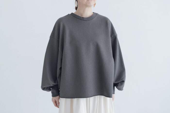 Wide Pullover 1