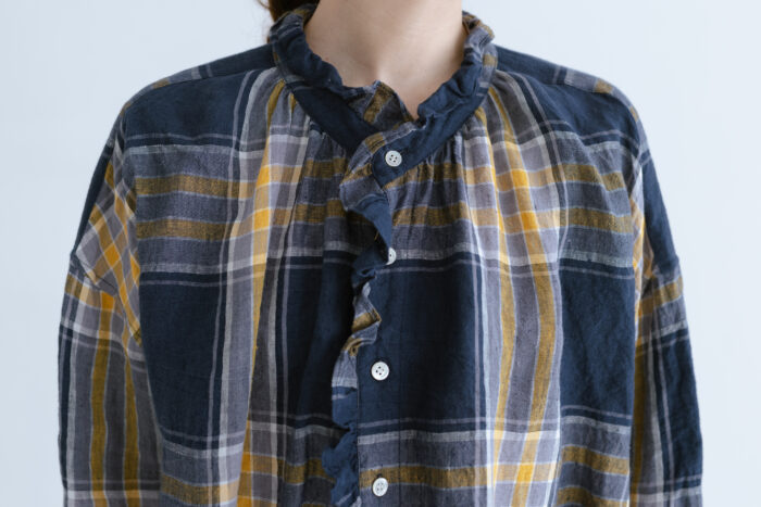 LA231 TARTAN LINEN ORDINARY FRILL BLOUSE navy check 4