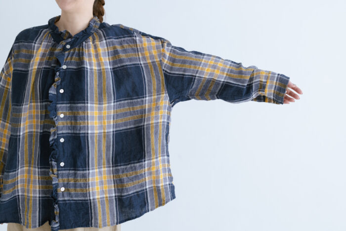 LA231 TARTAN LINEN ORDINARY FRILL BLOUSE navy check 5