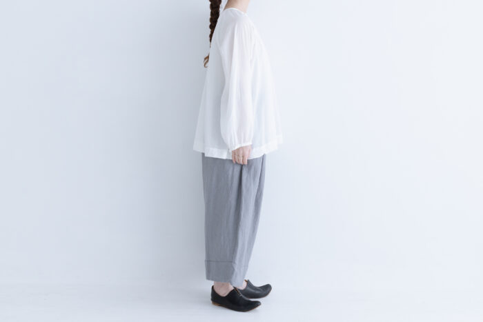 R180 AIRY GATHER PULLOVER white 2