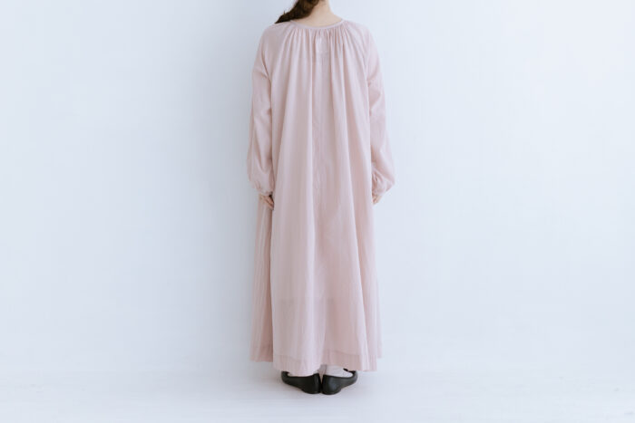 R181 AIRY GATHER ONE PIECE pink 3
