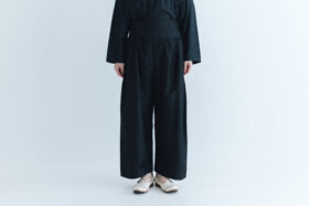 BN5002 Khadi Silk  Wide Belt Tuck Pants black 1