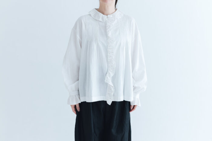 EMBROIDERY FRILL BLOUSE offwhite 1