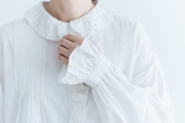 EMBROIDERY FRILL BLOUSE offwhite 4