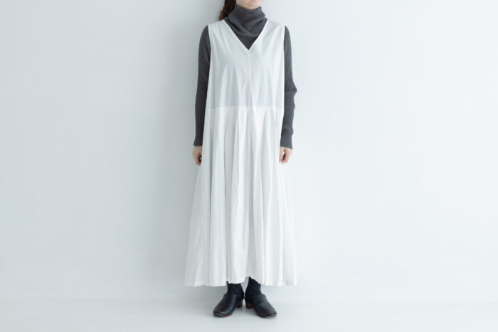 予約 G870 SWICHING BOX PLEATED NO SLEEVE DRESS white  9月末〜10月初 1