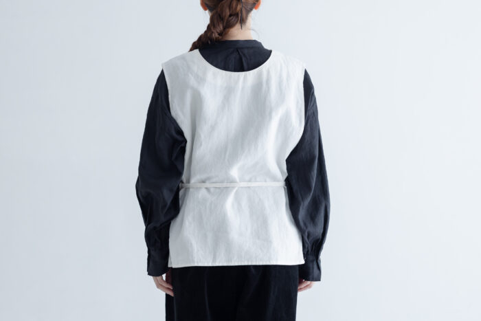 予約 G888 CLASSICAL TUCKED STRING VEST white 10月末〜11月初 3
