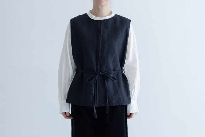 予約 G888 CLASSICAL TUCKED STRING VEST black 10月末〜11月初 1