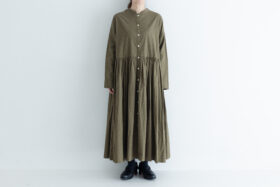 G873 SWITCHING GATHER SHIRT DRESS olive 1