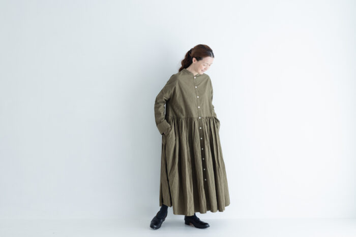 予約 G873 SWITCHING GATHER SHIRT DRESS olive 10月初〜10月中 5