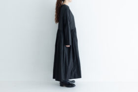 予約 G873 SWITCHING GATHER SHIRT DRESS fade black 10月初〜10月中 2